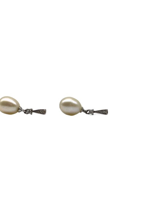 Silver pearl earrings