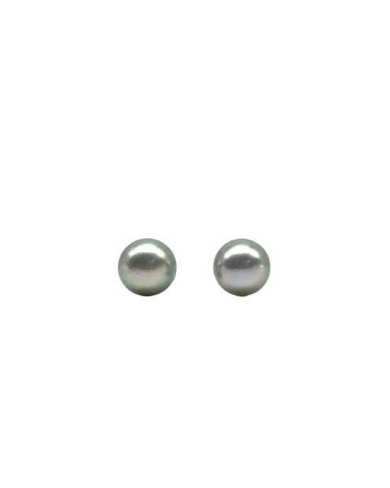 Silver pearl earrings