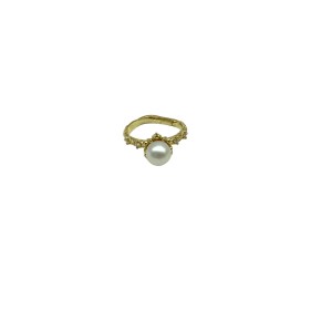 White Simple pearl Ring